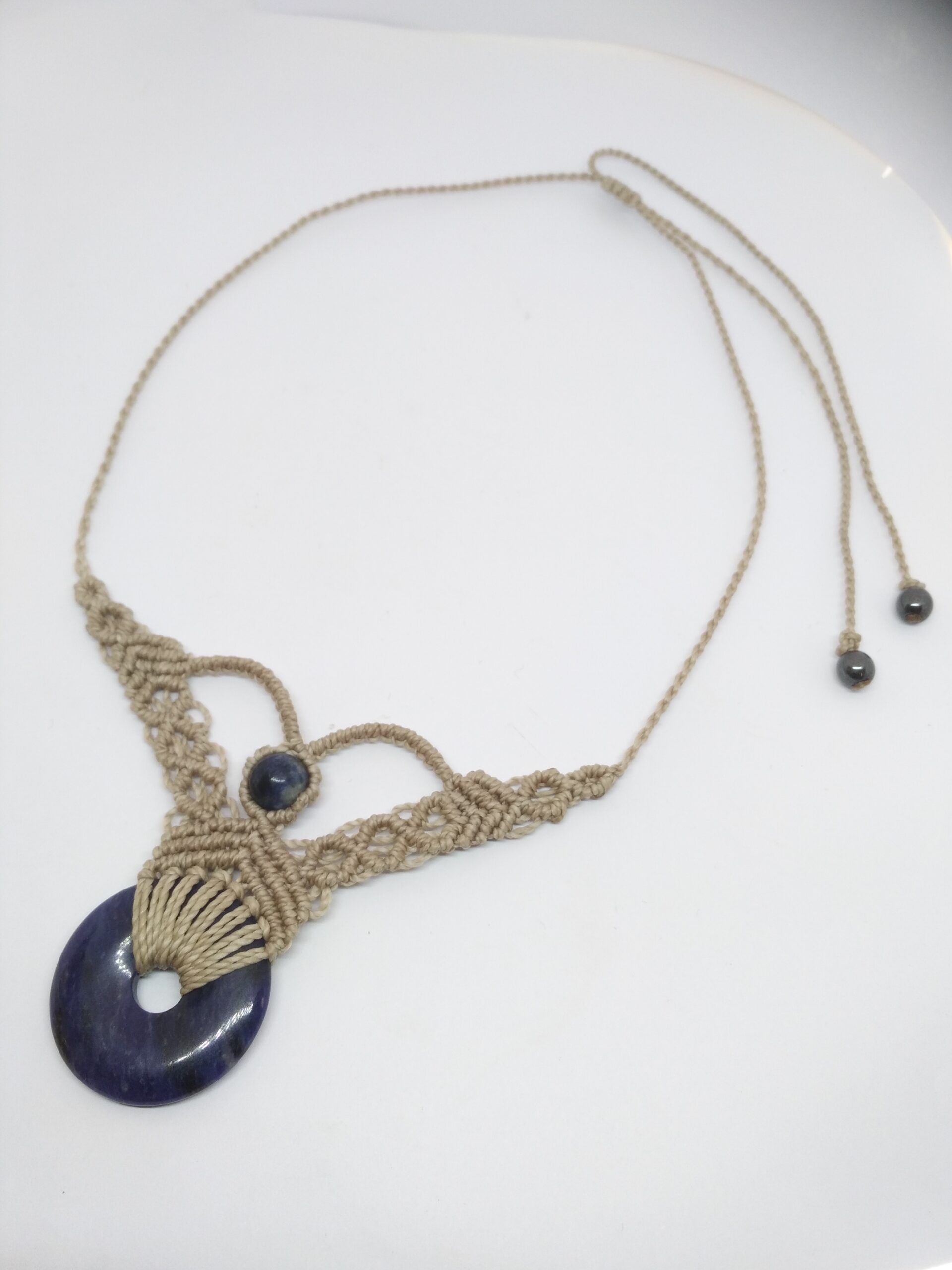 Collier micro macramé "Kishi"