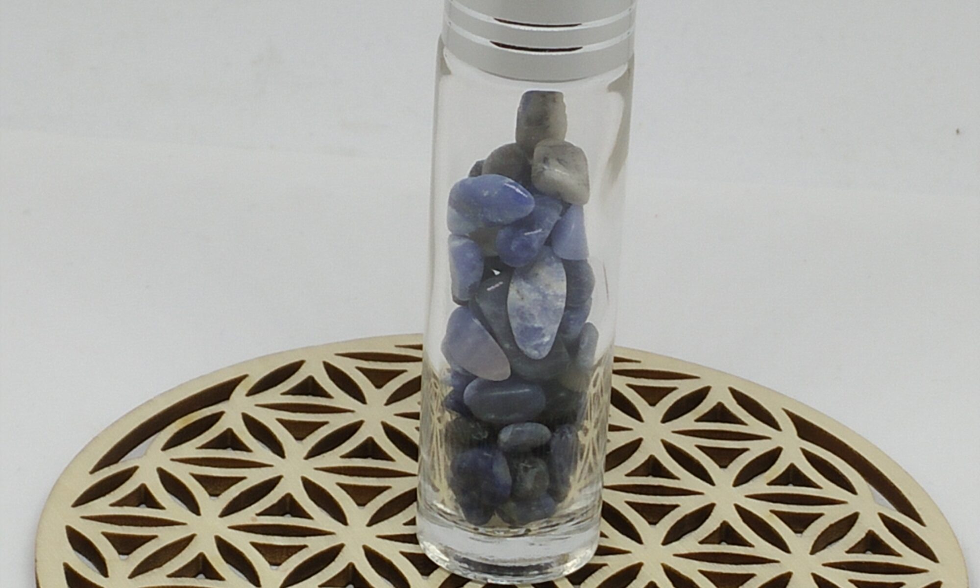 Roll-on sodalite