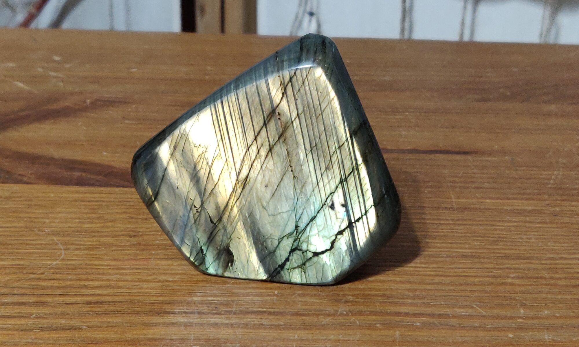 Labradorite bloc poli 5