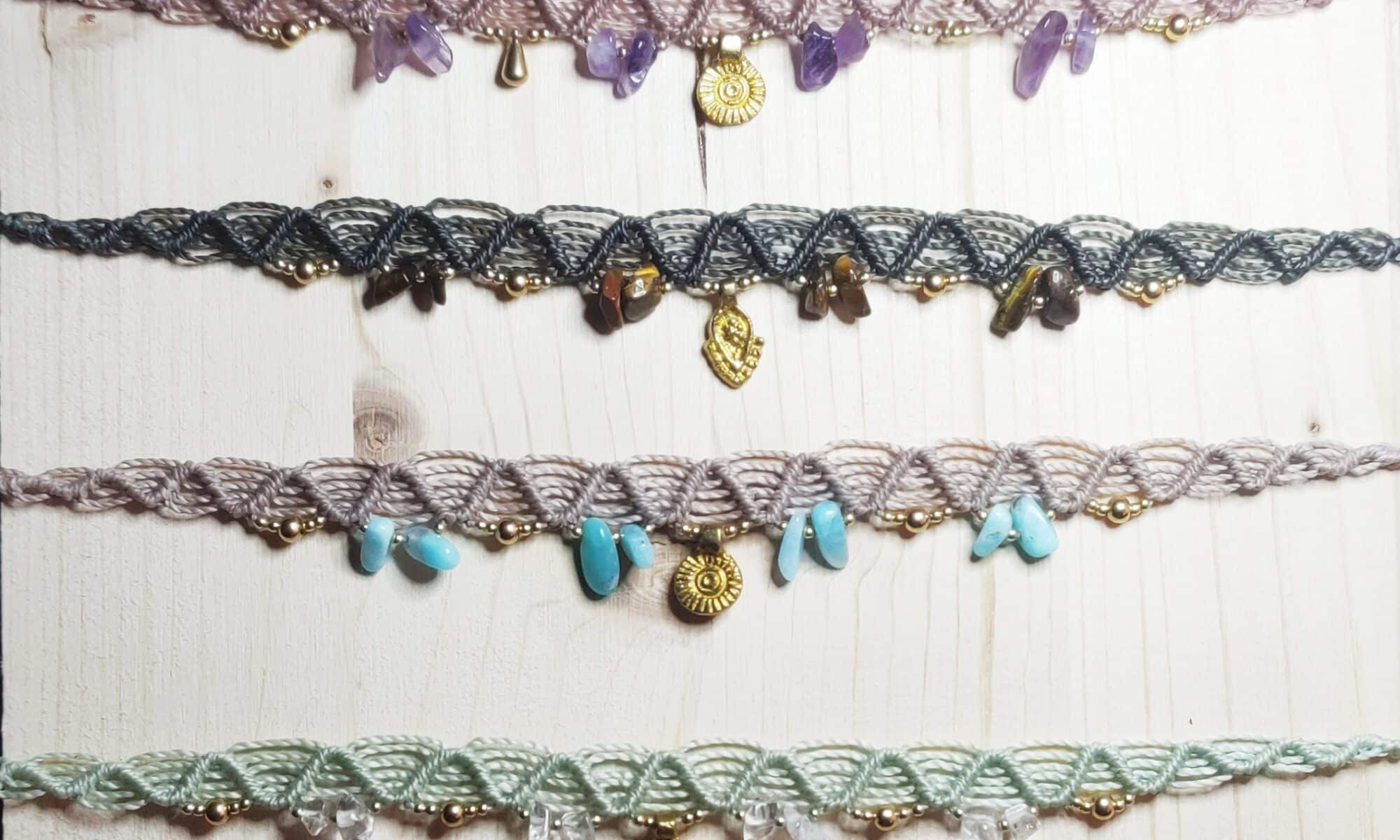 Collier choker "Lomasi" micro-macramé